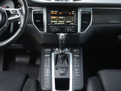 Used 2015 Porsche Macan S AWD/4WD image 63