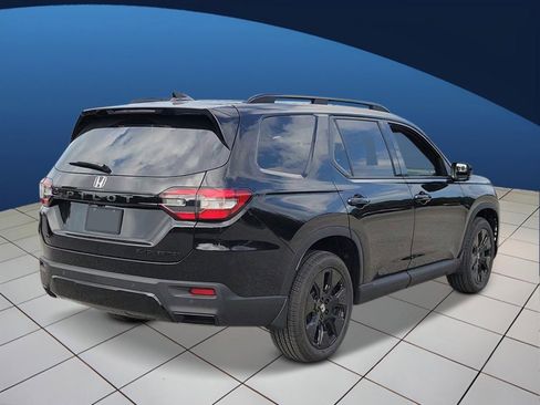 New 2026 Honda Pilot Black Edition image 5