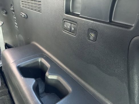 Used 2023 Hyundai Palisade Limited image 19