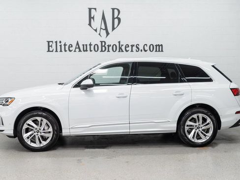 Used 2023 Audi Q7 2.0T Premium w/ Convenience Package AWD/4WD image 2