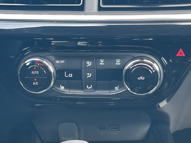 New 2026 Chevrolet Trax RS w/ Driver Confidence Package FWD image 72