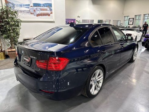 Used 2013 BMW 328i xDrive Sedan AWD/4WD image 3