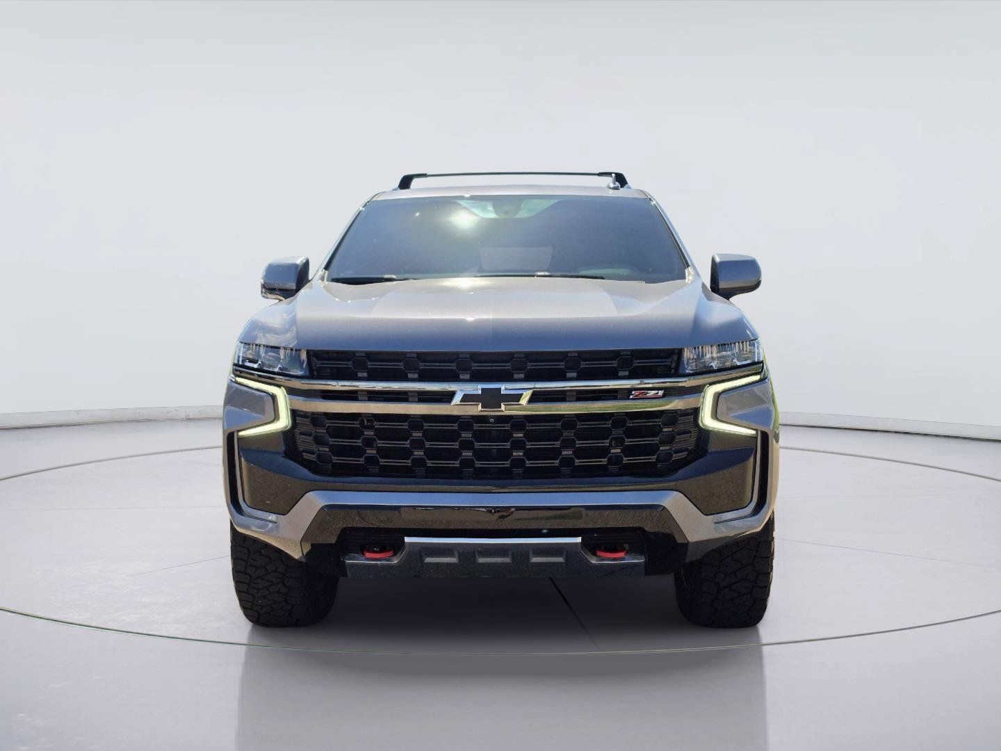 Used 2022 Chevrolet Tahoe Z71 w/ Luxury Package AWD/4WD image 7