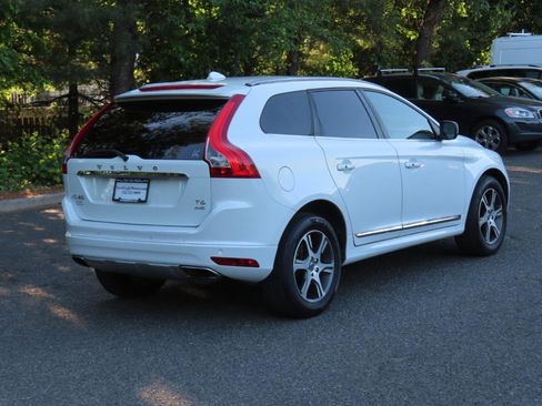 Used 2015 Volvo XC60 T6 AWD/4WD image 22