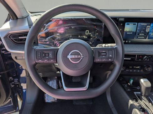 New 2026 Nissan Kicks SV image 20