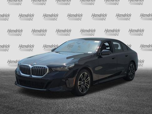 Used 2024 BMW 530i xDrive w/ Executive Package AWD/4WD image 5