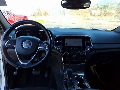 Used 2019 Jeep Grand Cherokee Altitude image 7