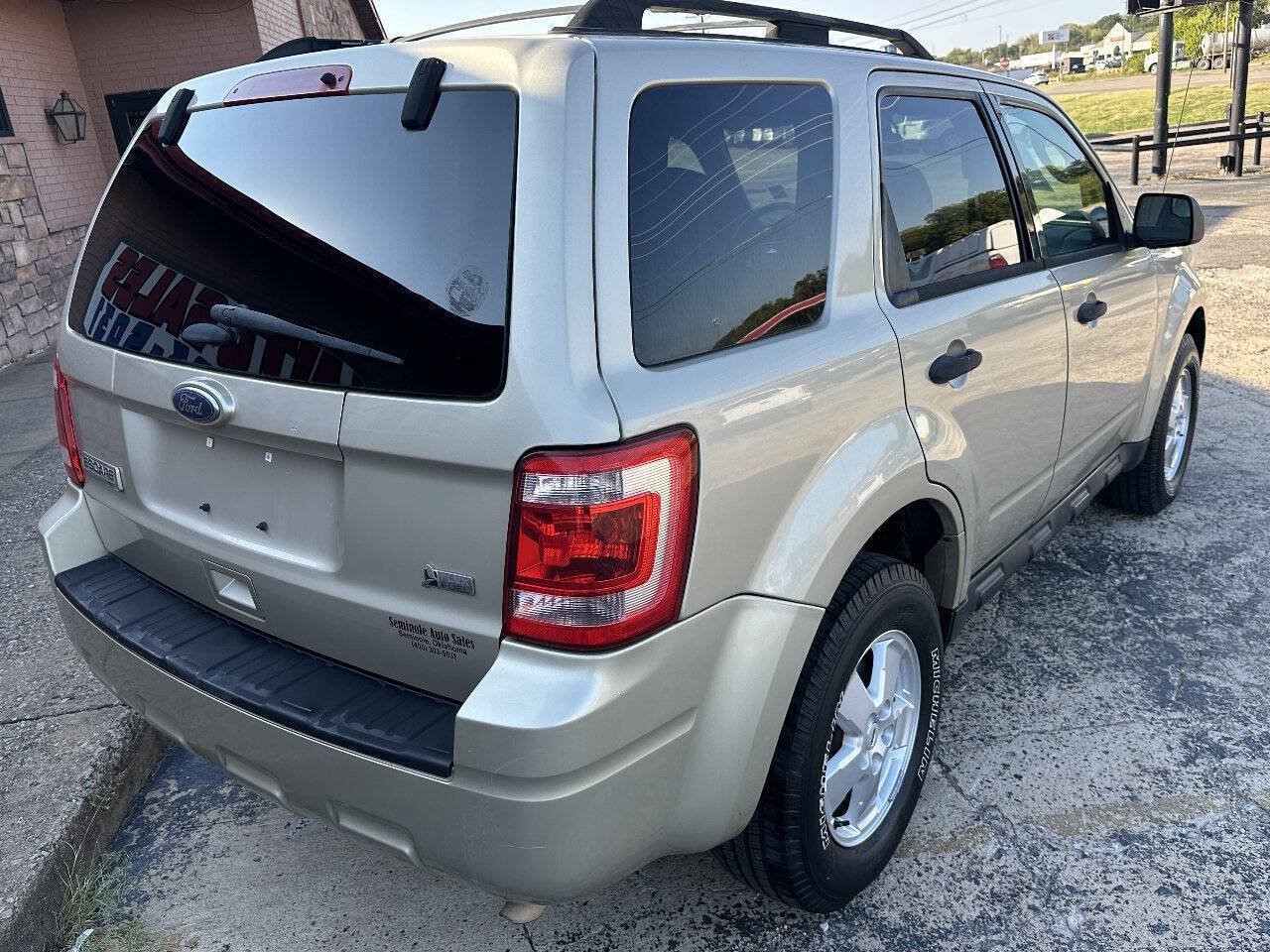 Used 2012 Ford Escape XLT w/ Cargo Pkg AWD/4WD image 8