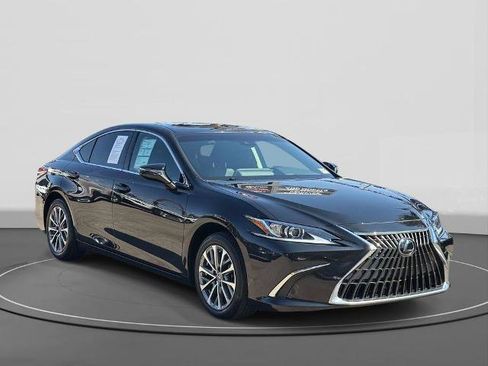 Used 2025 Lexus ES 350 w/ Accessory Package (Z1) FWD image 4