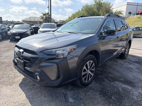 Certified 2024 Subaru Outback Premium AWD/4WD image 7