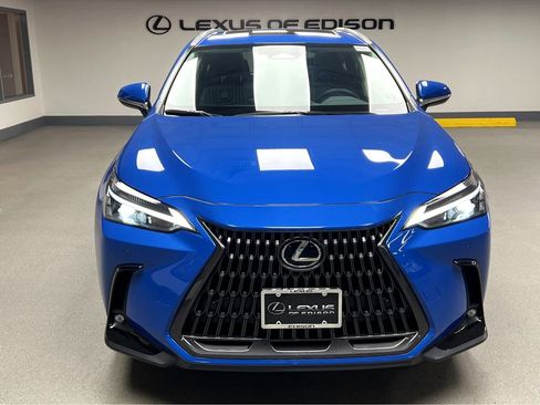 Used 2023 Lexus NX 350 AWD image 2