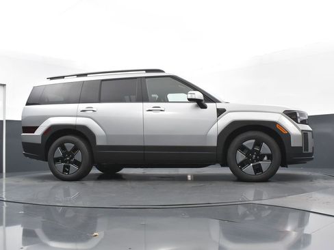 Used 2025 Hyundai Santa Fe SEL image 21