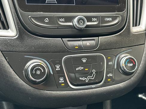 Used 2023 Chevrolet Malibu RS w/ LPO, Floor Liner Package FWD image 26