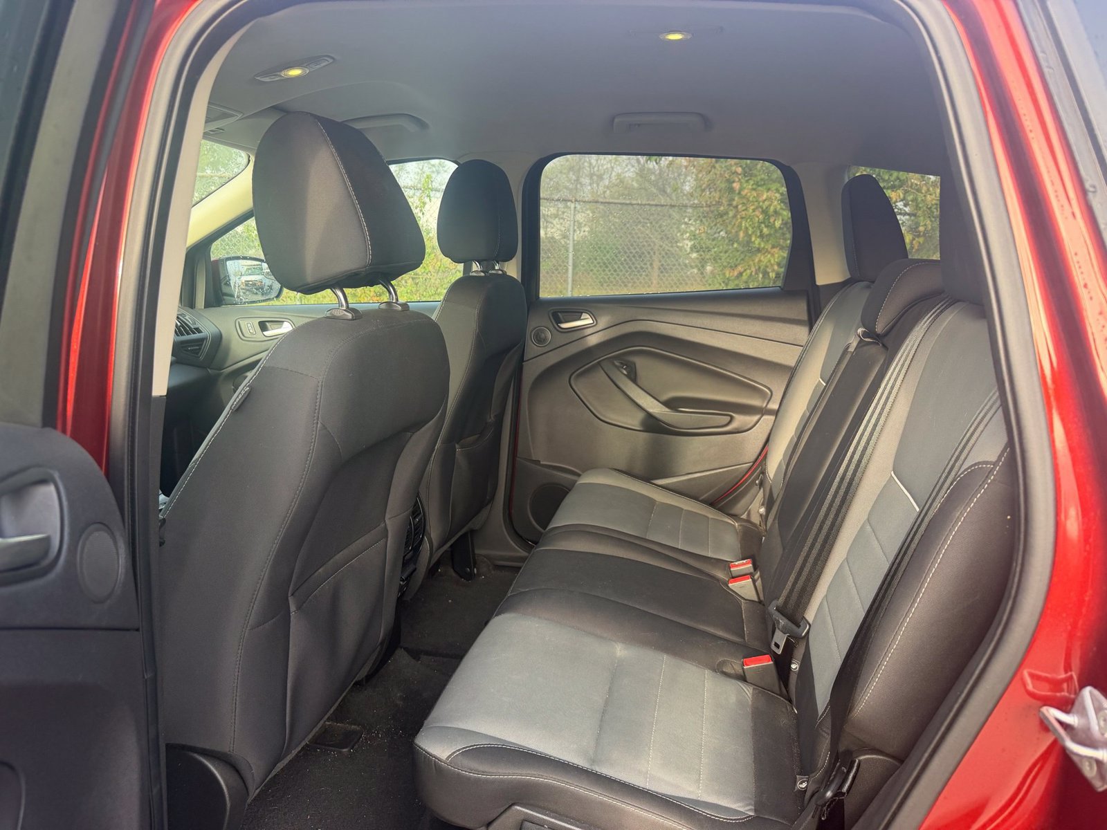 Used 2014 Ford Escape SE w/ Equipment Group 201A AWD/4WD image 11