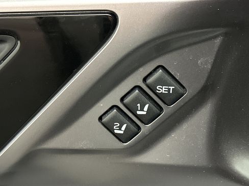 Used 2024 Subaru Outback Touring w/ Popular Package #2 AWD/4WD image 40