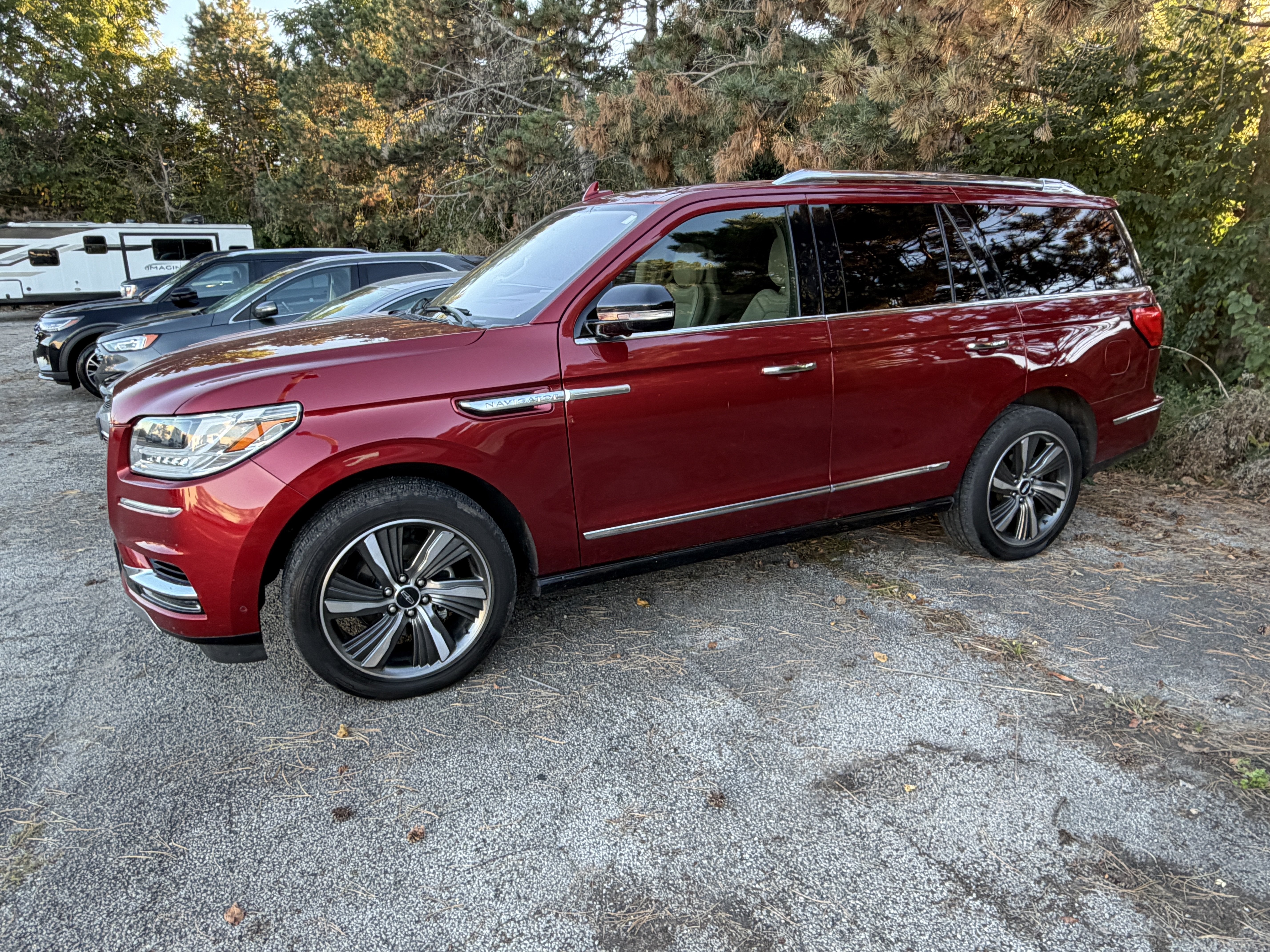 Used 2019 Lincoln Navigator Reserve AWD/4WD image 6