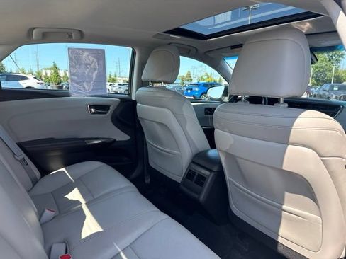 Used 2017 Toyota Avalon Touring w/ All Weather Liner Package FWD image 29