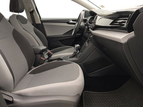 Used 2022 Volkswagen Taos S image 21