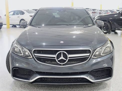 Used 2014 Mercedes-Benz E 63 AMG 4MATIC Sedan image 4