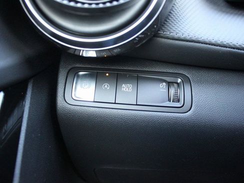 New 2026 Chevrolet Equinox LT w/ Convenience Package II image 12