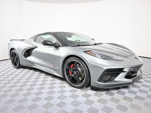 Used 2022 Chevrolet Corvette Stingray Premium Conv w/ Z51 Performance Package image 9