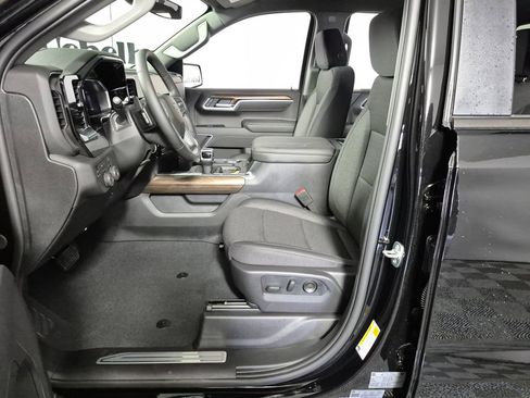 New 2026 Chevrolet Silverado 1500 RST AWD/4WD image 9