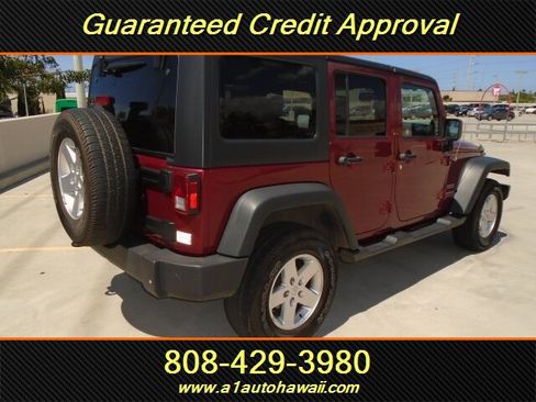 Used 2013 Jeep Wrangler Unlimited Sport AWD/4WD image 3