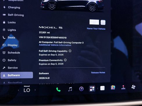 Used 2022 Tesla Model S AWD/4WD image 26