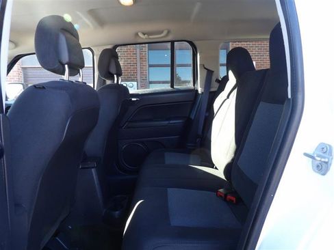 Used 2017 Jeep Patriot Sport w/ Power Value Group image 12