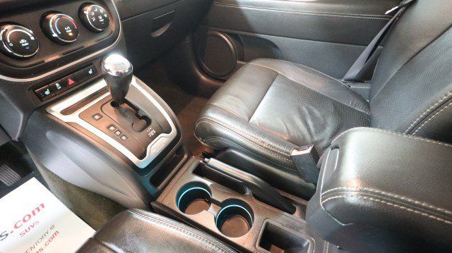 Used 2017 Jeep Compass High Altitude FWD image 17