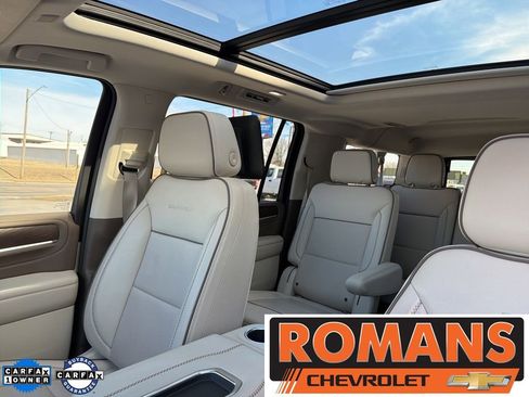 Used 2022 GMC Yukon XL Denali w/ Denali Ultimate Package image 19