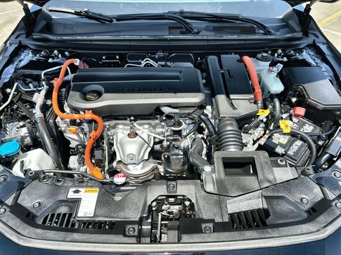 Used 2024 Honda Accord Sport image 18