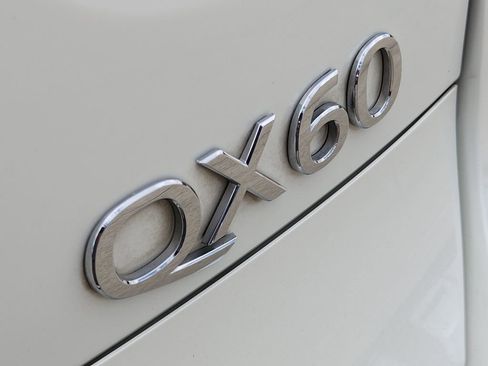 Used 2017 INFINITI QX60 FWD w/ Deluxe Technology Package image 12