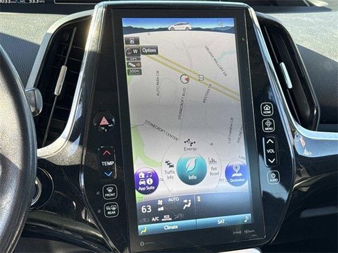 Used 2018 Toyota Prius Three image 20