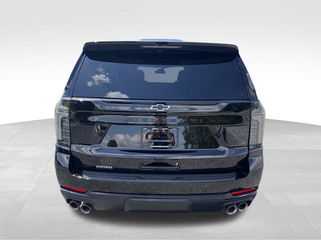 Used 2026 Chevrolet Suburban Z71 w/ Comfort Package AWD/4WD image 19