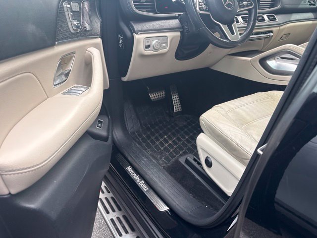 Used 2022 Mercedes-Benz GLS 450 4MATIC image 6