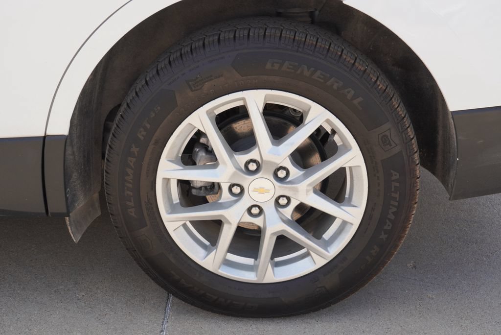 Used 2023 Chevrolet Equinox LT AWD/4WD image 10