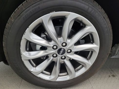 Used 2022 Lincoln Corsair AWD w/ Premium Package image 31