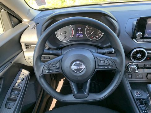 Used 2024 Nissan Sentra S FWD image 11