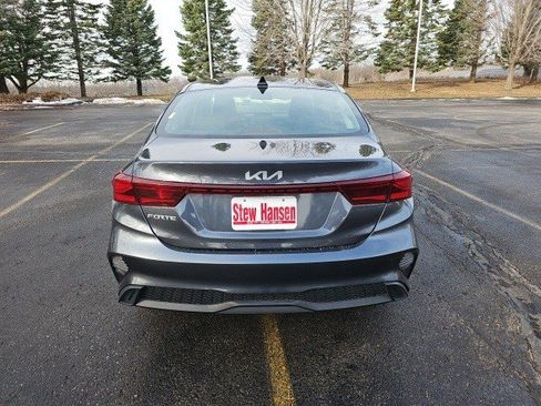 Used 2023 Kia Forte LXS image 5