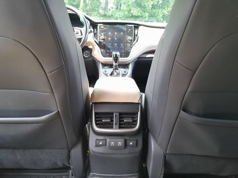 Used 2022 Subaru Outback Limited AWD/4WD image 31