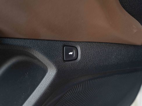 Used 2025 Acura RDX SH-AWD w/ Technology Package image 40