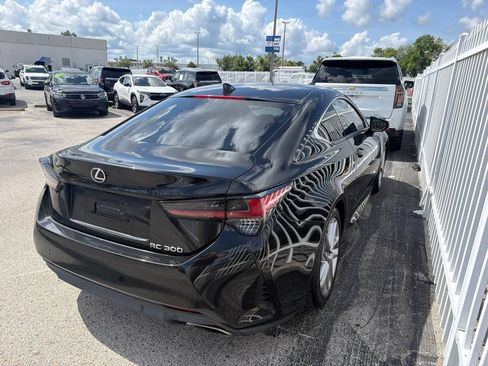 Used 2020 Lexus RC 300 w/ Accessory Package RWD image 5