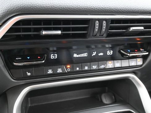 Used 2025 MAZDA CX-90 Plug-In Hybrid w/ Preferred AWD/4WD image 18