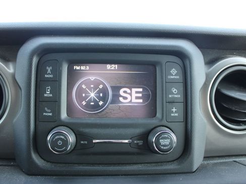 Used 2019 Jeep Wrangler Unlimited Sport S AWD/4WD image 29