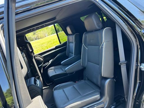 Used 2025 Cadillac Escalade Sport w/ Touring Package AWD/4WD image 51