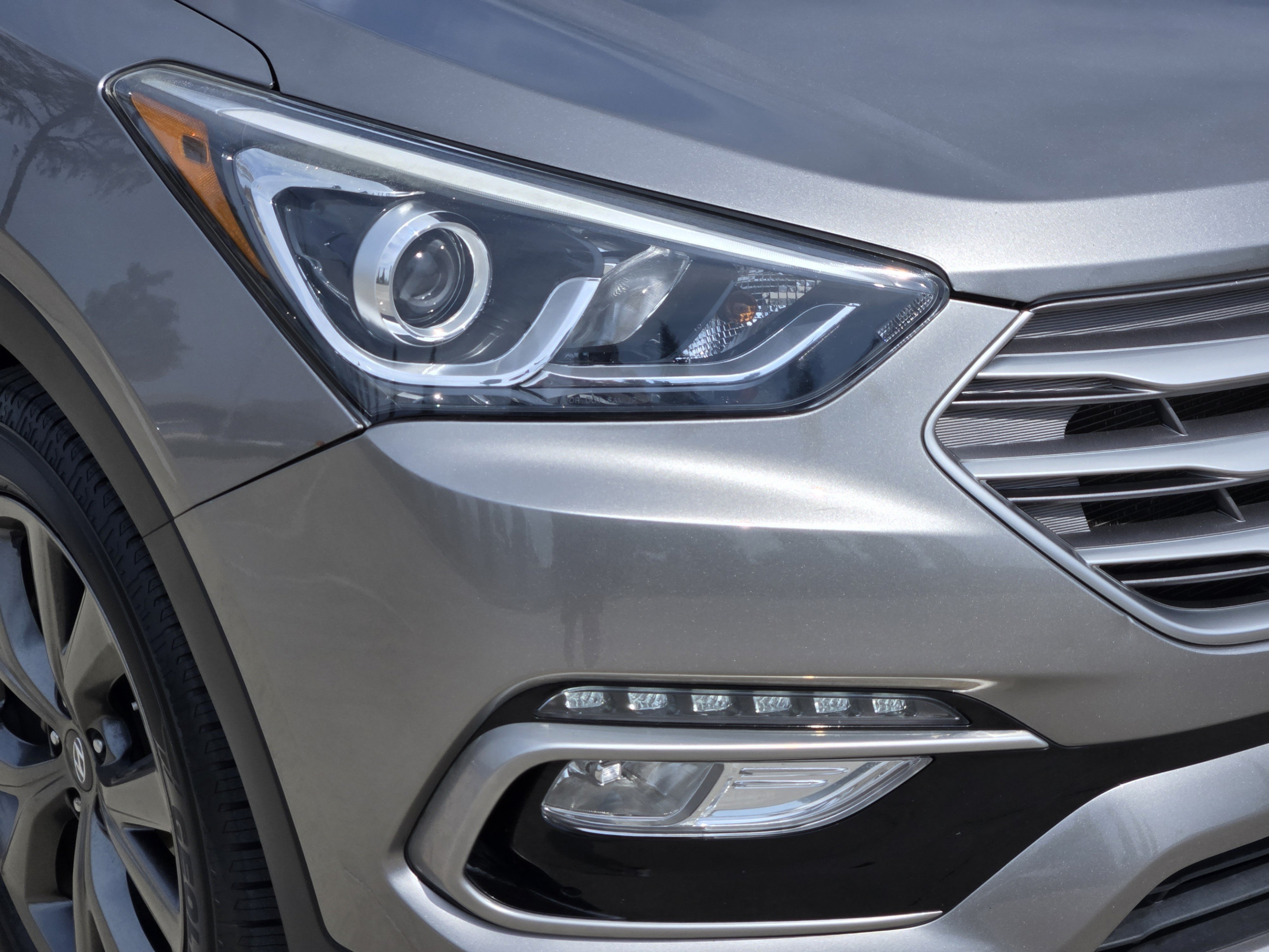 Used 2017 Hyundai Santa Fe Sport FWD image 33