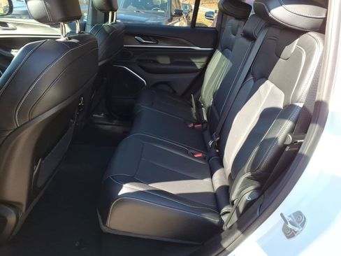 New 2026 Jeep Grand Cherokee Limited Reserve image 7