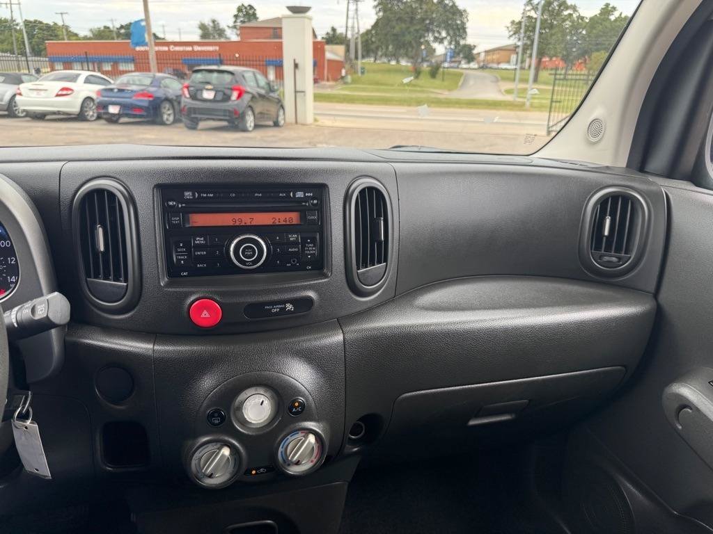 Used 2012 Nissan Cube 1.8 S w/ Interior Designer Pkg FWD image 15