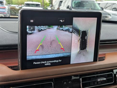 Used 2023 Lincoln Aviator Reserve w/ Elements Package Plus image 16